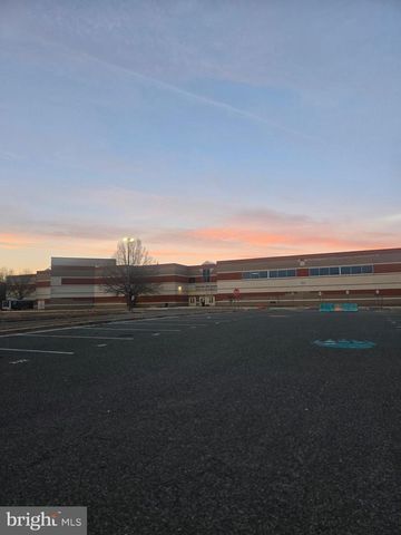 6290 WHISTLERS PL, Waldorf, MD 20603