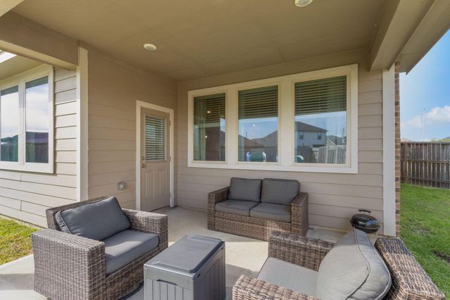 4510 Red Yucca Drive, Baytown, TX 77521