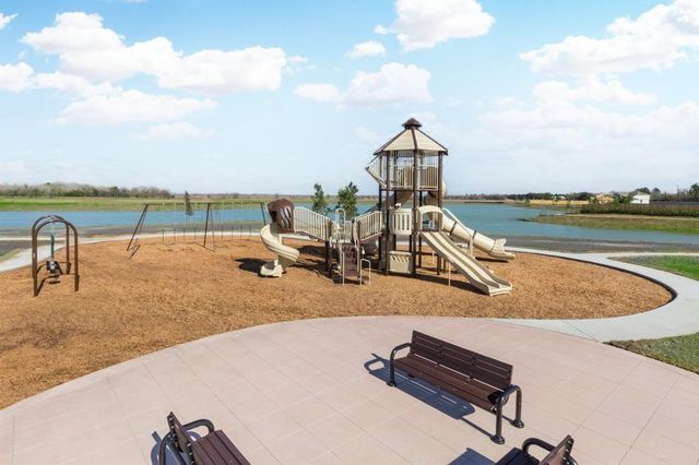 4510 Red Yucca Drive, Baytown, TX 77521