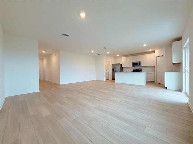 6481 DOMIZIO DRIVE, Winter Haven, FL 33884