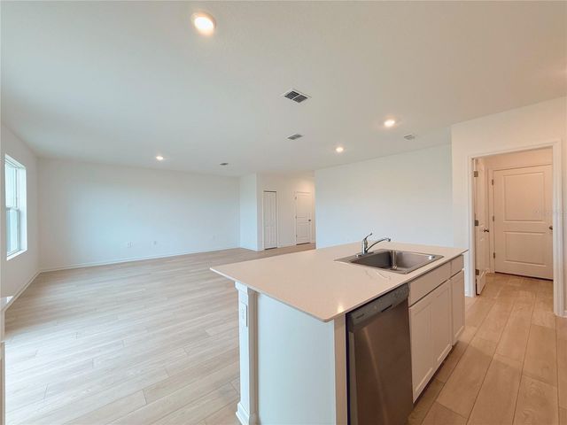 6481 DOMIZIO DRIVE, Winter Haven, FL 33884