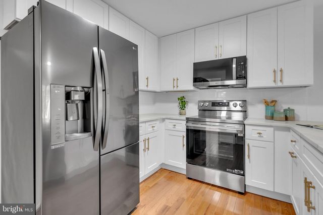 2566 GLEN CV, Annapolis, MD 21401