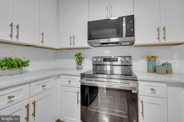 2566 GLEN CV, Annapolis, MD 21401