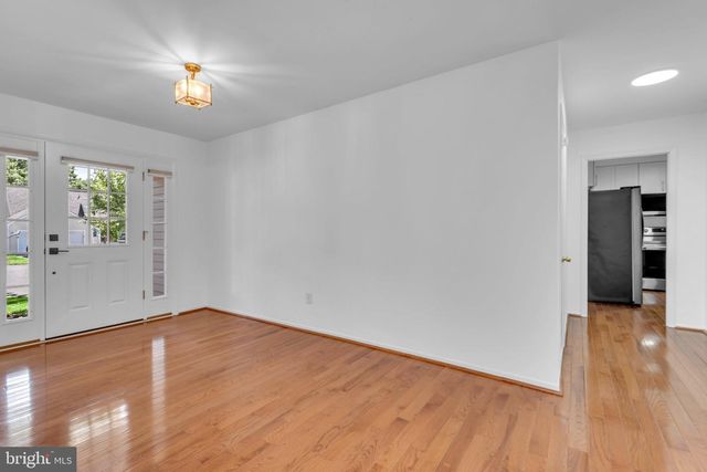 2566 GLEN CV, Annapolis, MD 21401