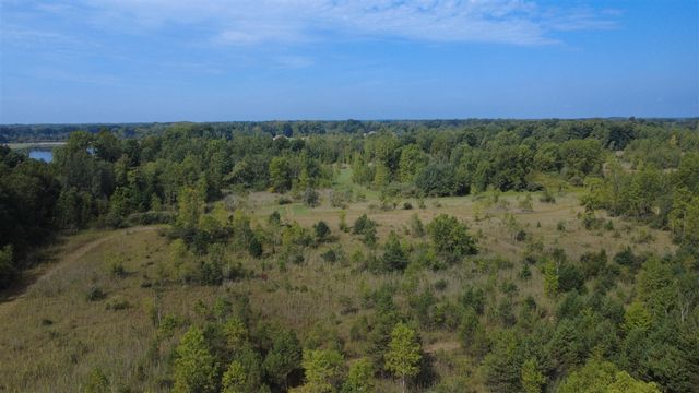 West 9086 Ankrapp Road, Columbus, MI 48063