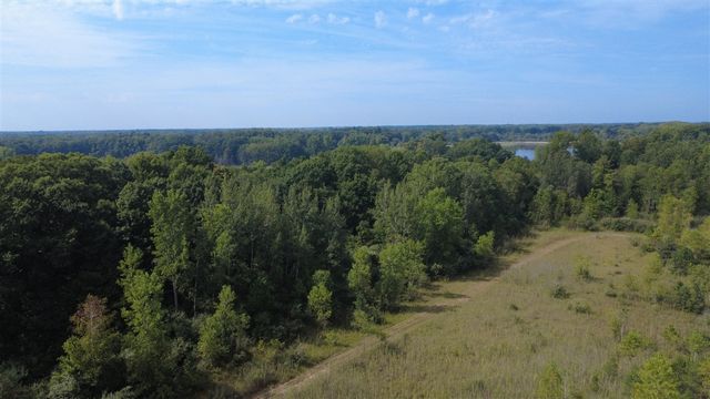 West 9086 Ankrapp Road, Columbus, MI 48063