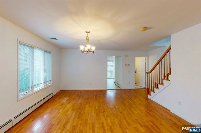 272 Highland Avenue, Palisades Park, NJ 07650