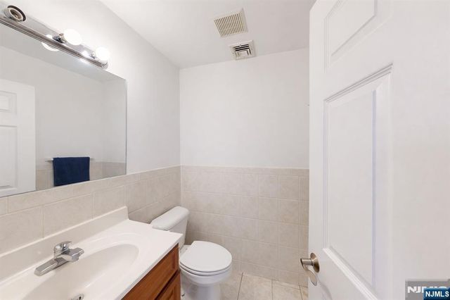 272 Highland Avenue, Palisades Park, NJ 07650