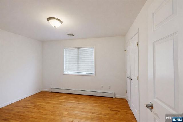 272 Highland Avenue, Palisades Park, NJ 07650