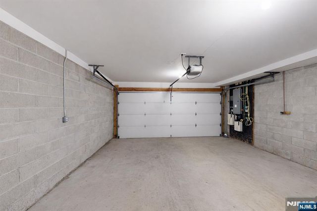 272 Highland Avenue, Palisades Park, NJ 07650