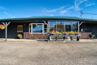 6001 STERRETTANIA Road, Fairview, PA 16415