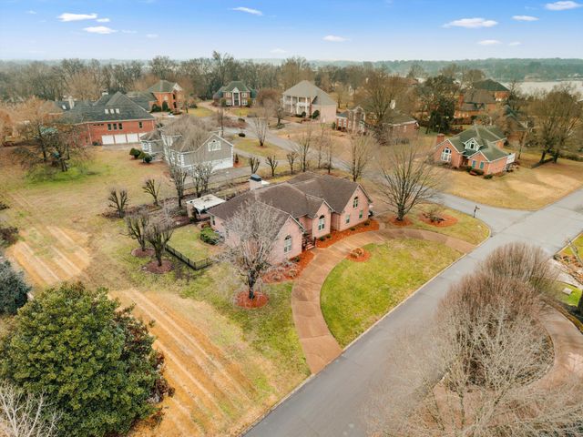 601 Ward Cir, Old Hickory, TN 37138