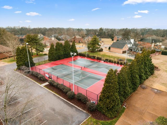 601 Ward Cir, Old Hickory, TN 37138