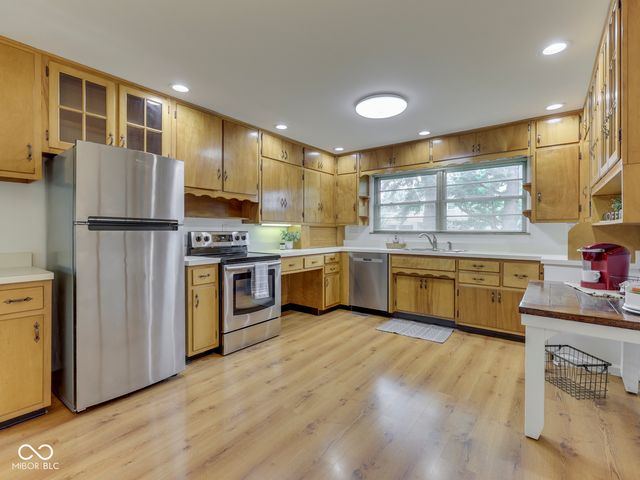 6420 Linden Drive, Indianapolis, IN 46227