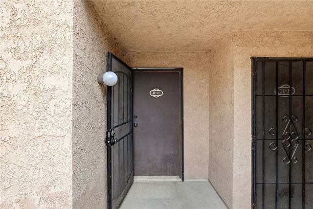 7890 E Spring Street 11E, Long Beach, CA 90815