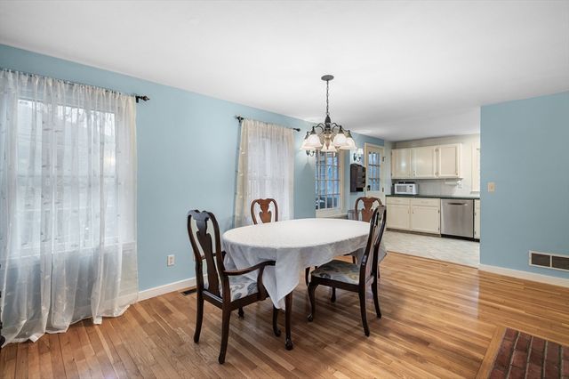 48 Mountwood Rd, Swampscott, MA 01907