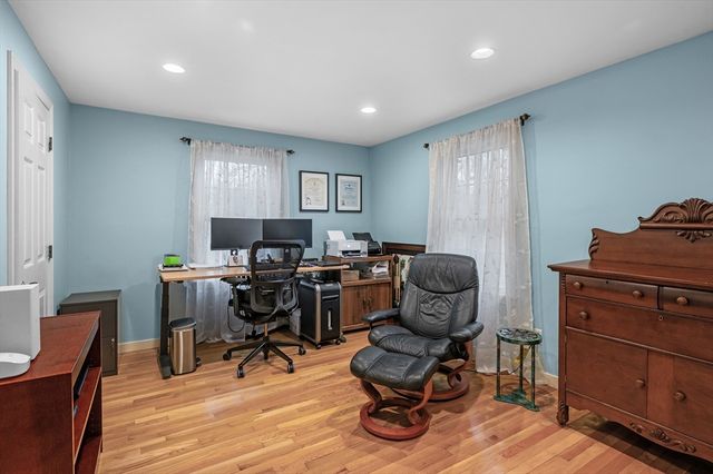 48 Mountwood Rd, Swampscott, MA 01907