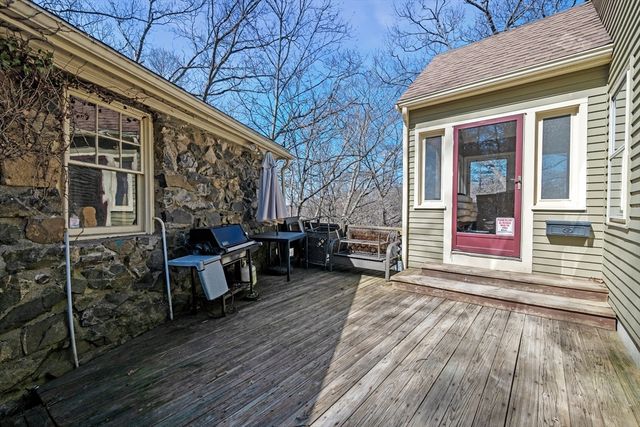 48 Mountwood Rd, Swampscott, MA 01907