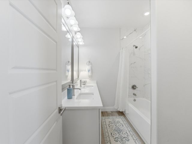 3039 Steepleridge Circle, Granbury, TX 76048