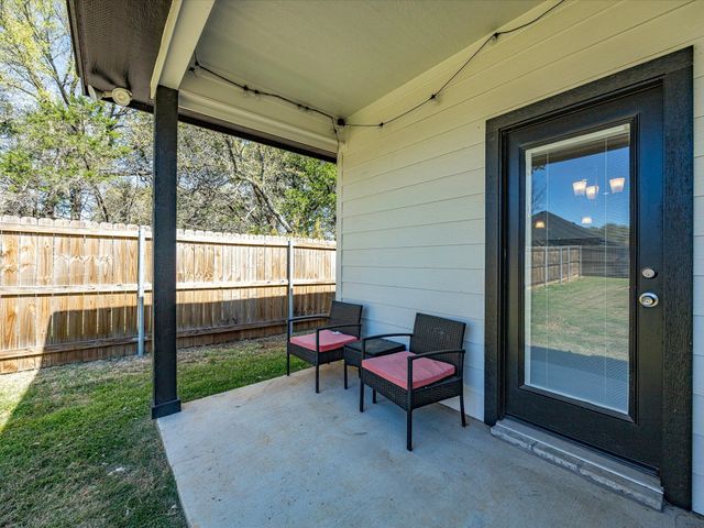 3039 Steepleridge Circle, Granbury, TX 76048