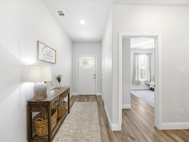 3039 Steepleridge Circle, Granbury, TX 76048