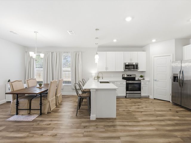 3039 Steepleridge Circle, Granbury, TX 76048