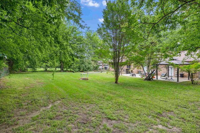 109 Heights Park Dr, Longview, TX 75601