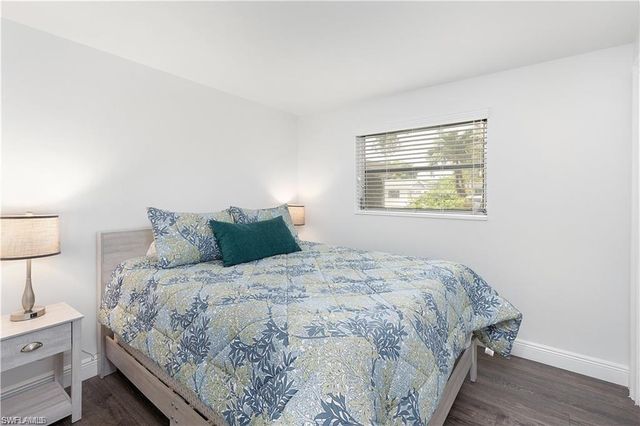 1354 Rordon AVE, Naples, FL 34103