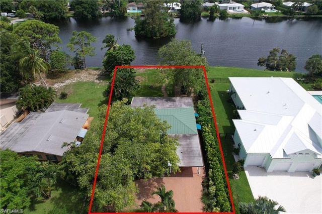 1354 Rordon AVE, Naples, FL 34103