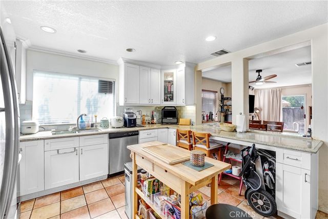976 Baycrest Lane, Harbor City, CA 90710