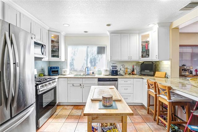 976 Baycrest Lane, Harbor City, CA 90710