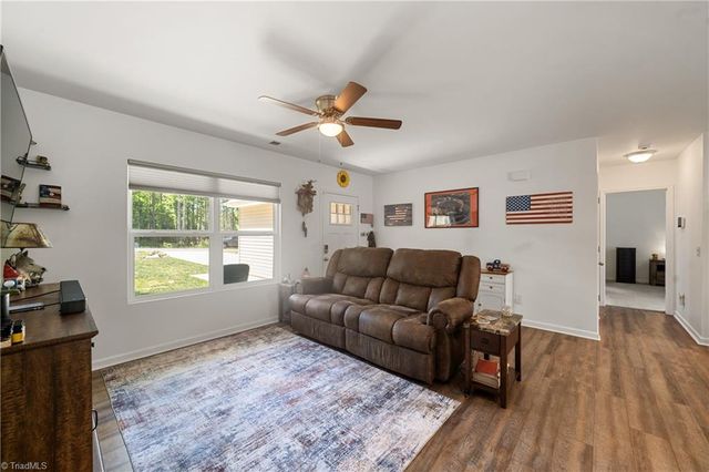 147 Lambeth Road, Thomasville, NC 27360