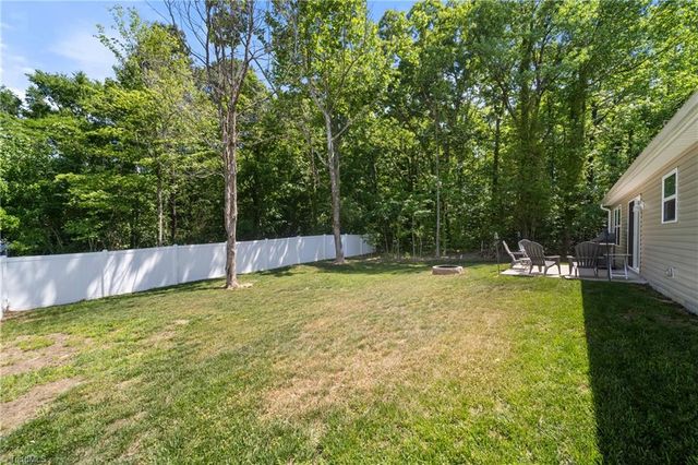 147 Lambeth Road, Thomasville, NC 27360