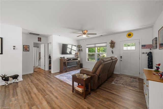 147 Lambeth Road, Thomasville, NC 27360