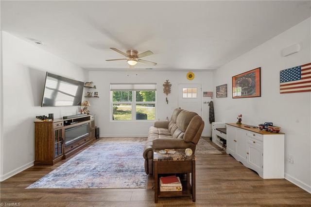 147 Lambeth Road, Thomasville, NC 27360