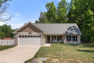 147 Lambeth Road, Thomasville, NC 27360