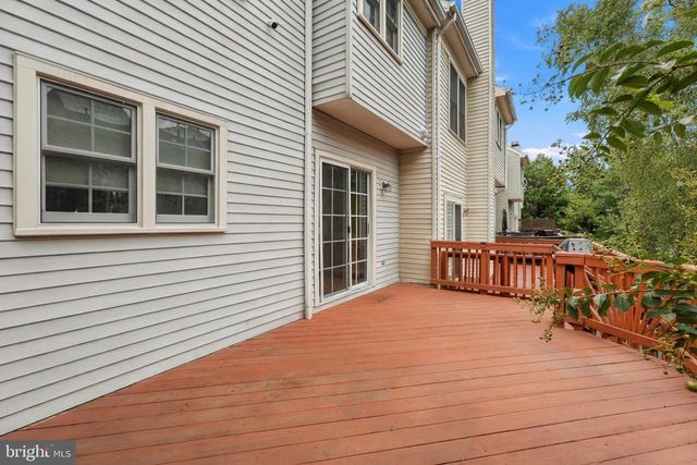7024 FIELDHURST CT, Alexandria, VA 22315