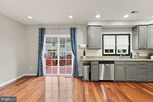 7024 FIELDHURST CT, Alexandria, VA 22315