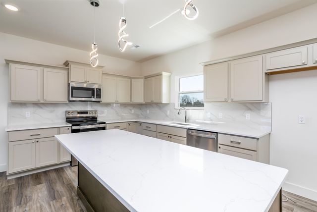 14851 WELCH DR, Ashland, MO 65010