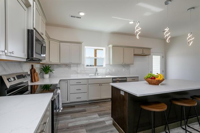 14851 WELCH DR, Ashland, MO 65010