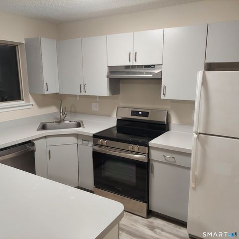 925 Oronoke Road 100B, Waterbury, CT 06708