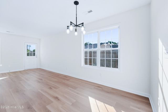 20 S Shelby Road, Southport, NC 28461