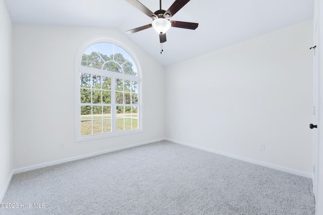 20 S Shelby Road, Southport, NC 28461