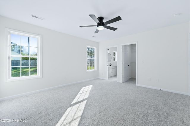 20 S Shelby Road, Southport, NC 28461