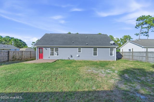 20 S Shelby Road, Southport, NC 28461