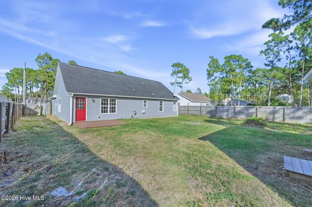 20 S Shelby Road, Southport, NC 28461