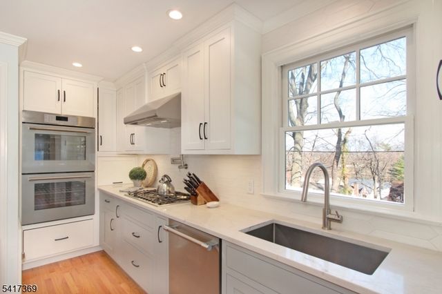 341 Essex Ave, Bloomfield Twp., NJ 07003