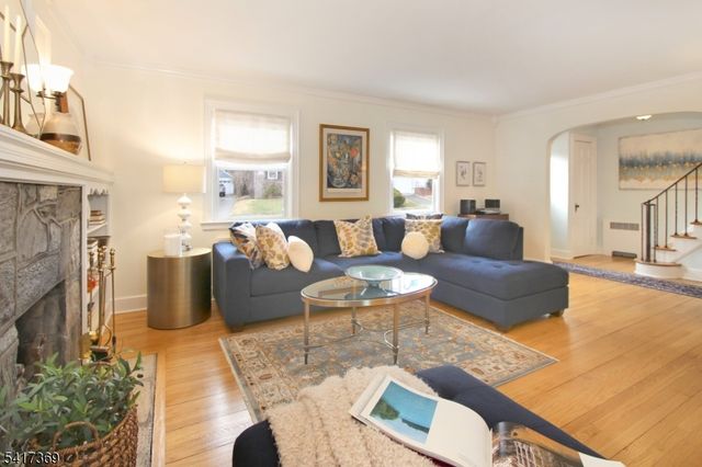 341 Essex Ave, Bloomfield Twp., NJ 07003