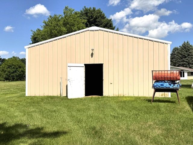 9622 296th AVENUE, Salem, WI 53168