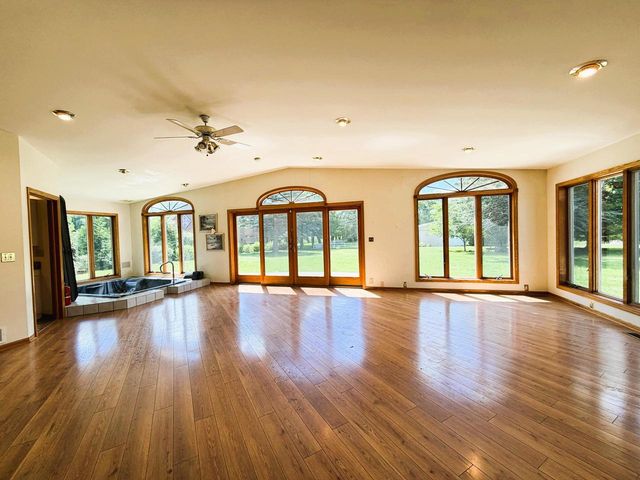 9622 296th AVENUE, Salem, WI 53168